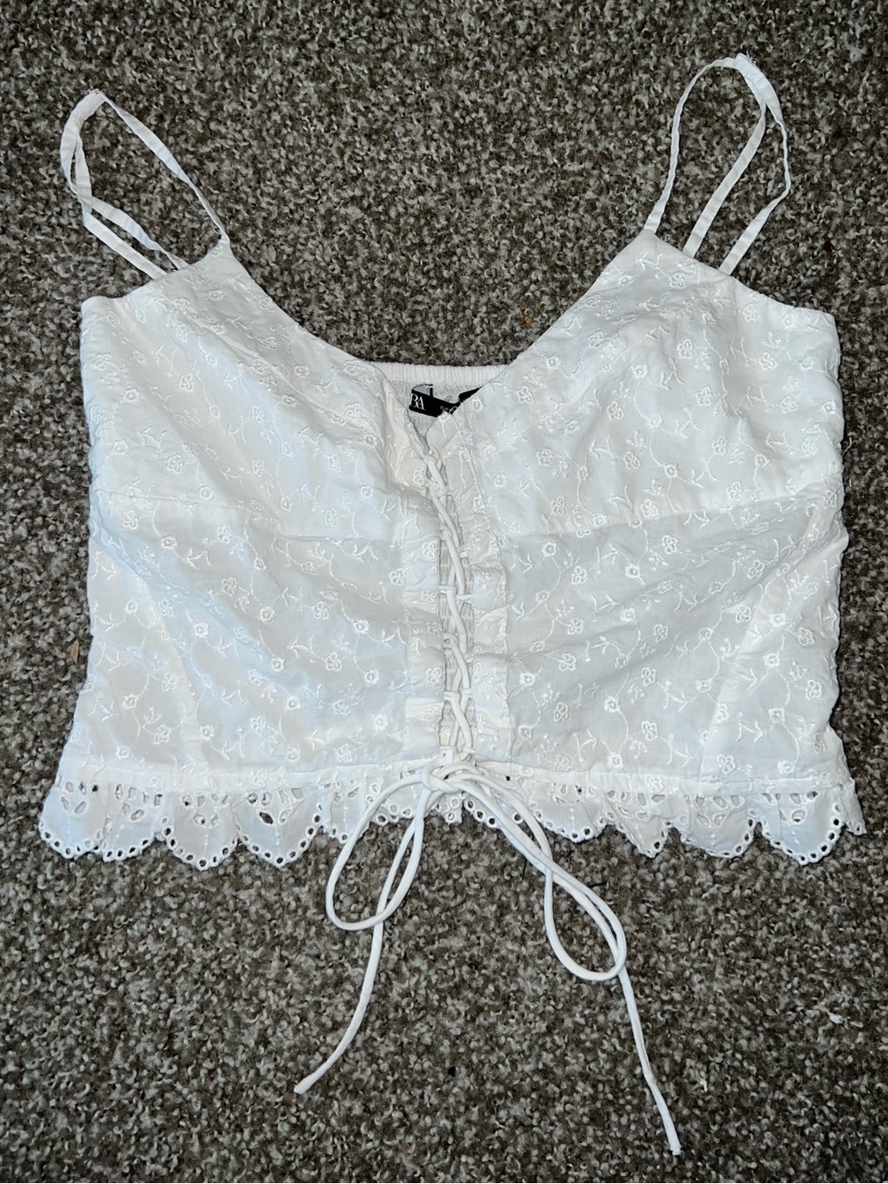 zara eyelet tank top
